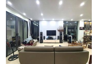 Đẳng cấp 5 sao Định Công Thượng ở cực sướng, ô tô, tiện ích đỉnh
